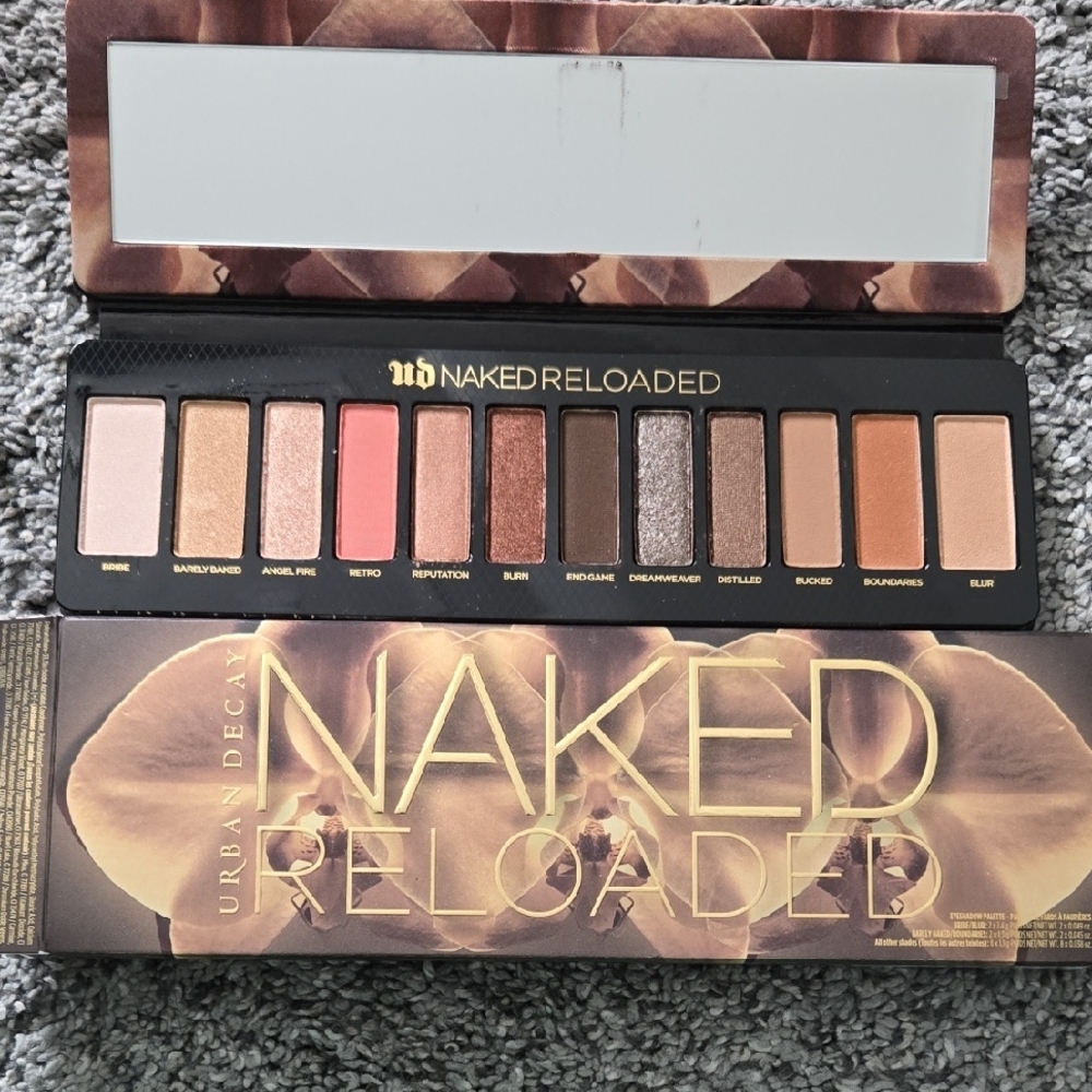 Urban Decay Naked Reloaded Eyeshadow Palette